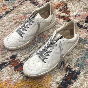 Shu-Shop White Low-Top Sneakers with Black Laces